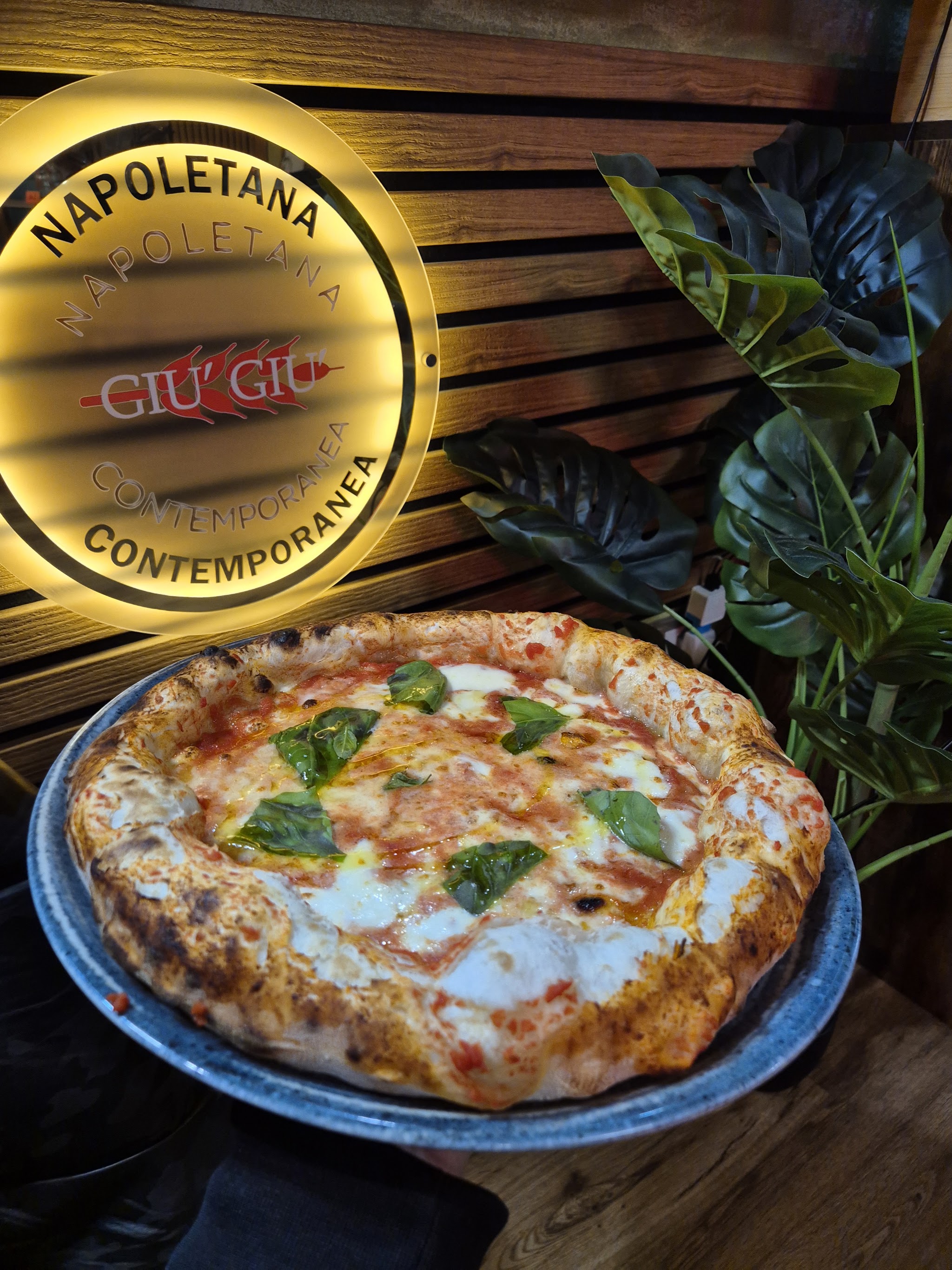 Pizza GIÙ GIÙ